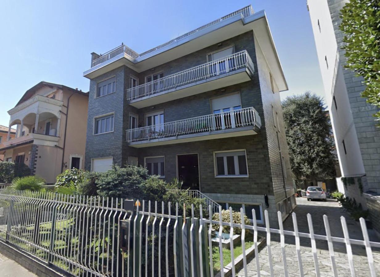 Appartamento R39 Attic With Terrace And Private Parking Milano Esterno foto